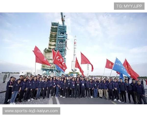 火箭队团队合影背后的故事及队内文化解读